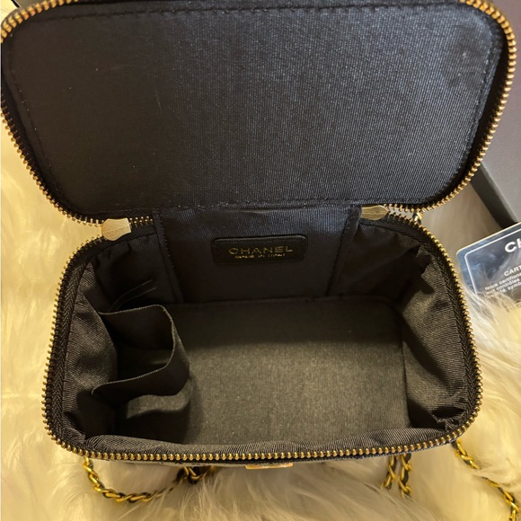 CC Novelty Black Top Handle Makeup Bag with Gold Chain - Picture 7 of 11